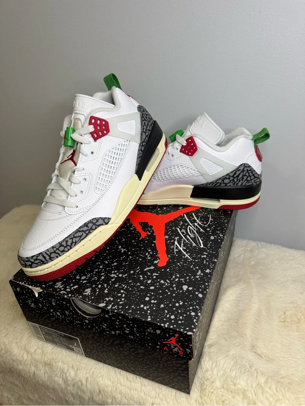 Jordan Spizike Low SE 🐸